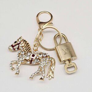 Louis Vuitton Authentic Gold Padlock 🔑 Key + Stylish Bag Unbranded Horse Charm